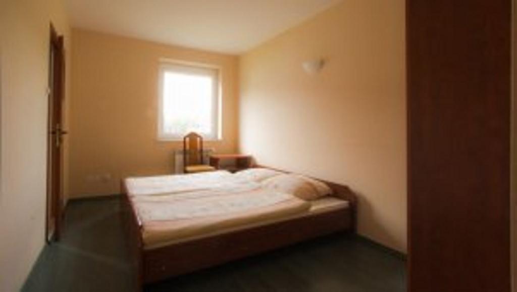Noclegi Pod Bukowina Myczkowce Zimmer foto